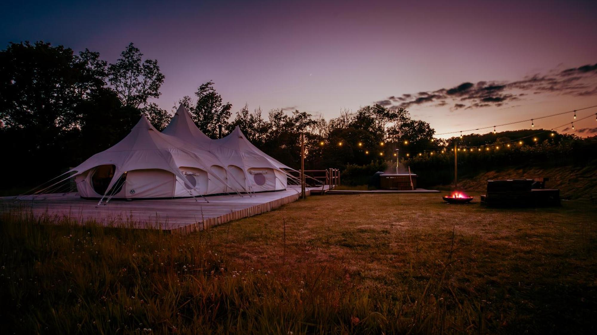 Luxury Glamping Retreat In Battle Villa Exteriör bild
