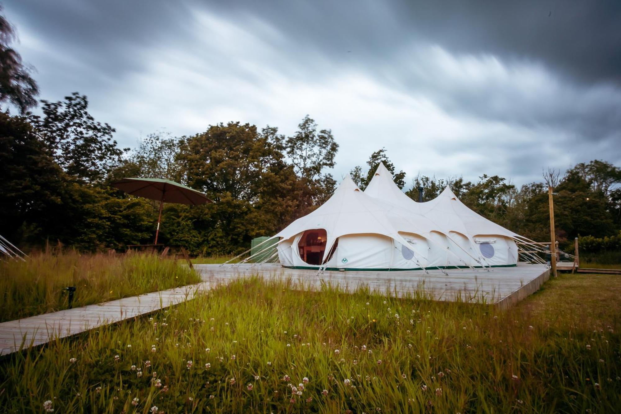 Luxury Glamping Retreat In Battle Villa Exteriör bild