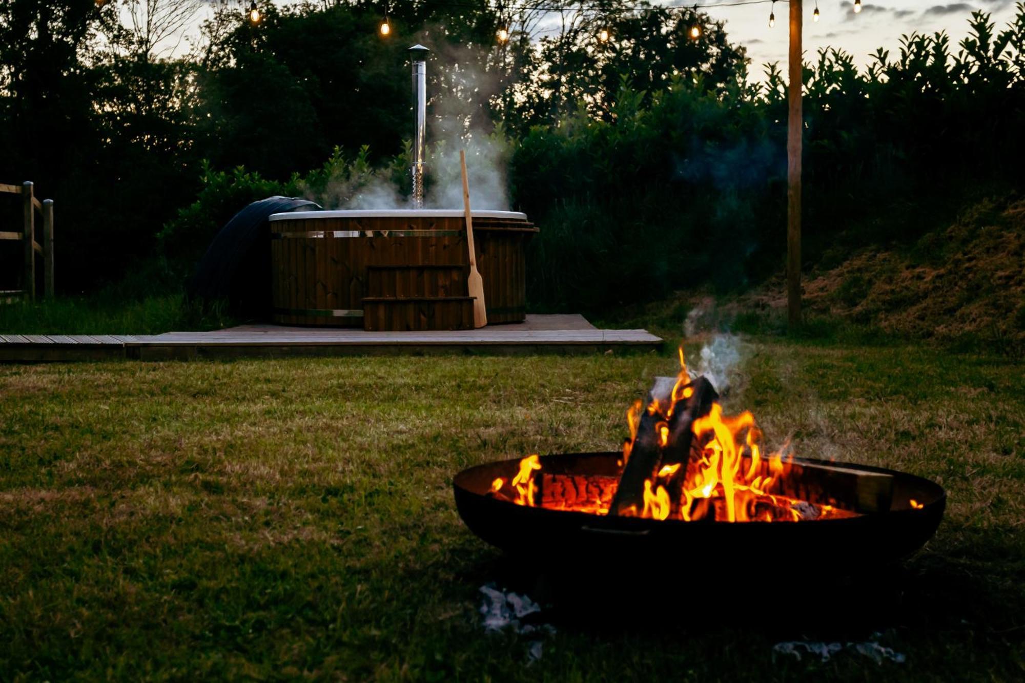 Luxury Glamping Retreat In Battle Villa Exteriör bild