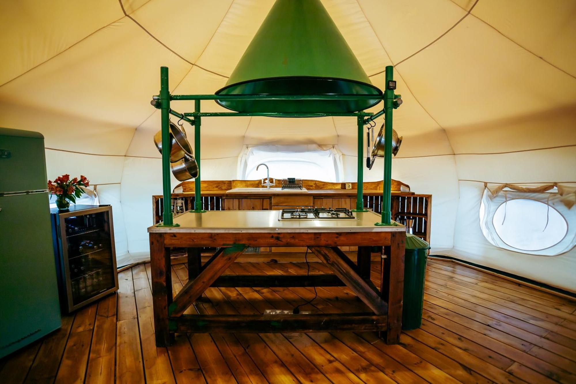 Luxury Glamping Retreat In Battle Villa Exteriör bild