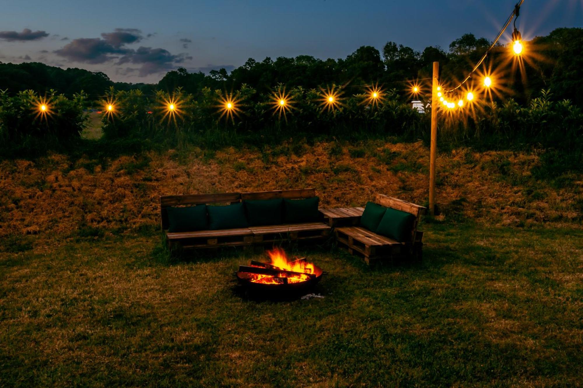Luxury Glamping Retreat In Battle Villa Exteriör bild