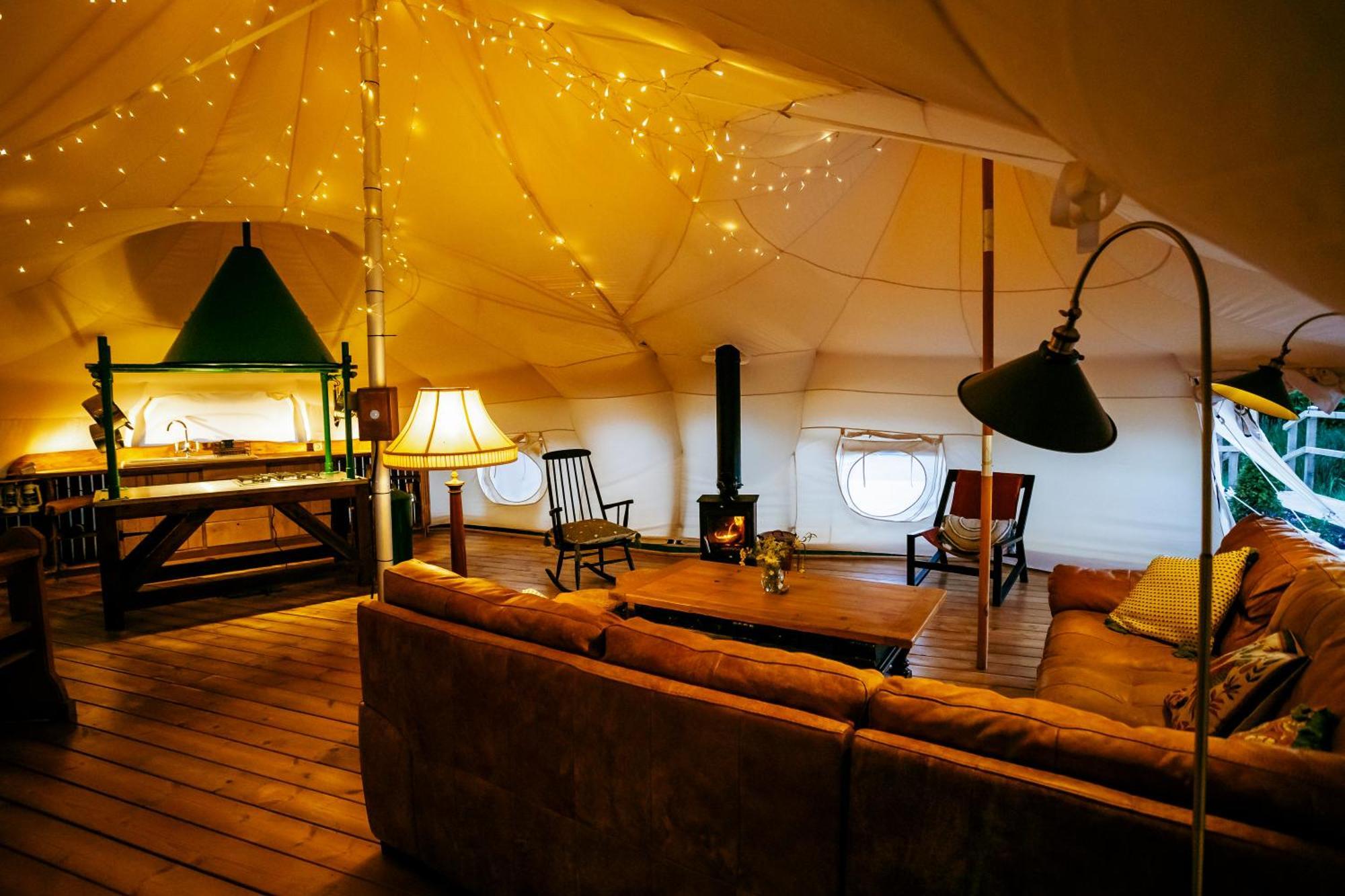 Luxury Glamping Retreat In Battle Villa Exteriör bild