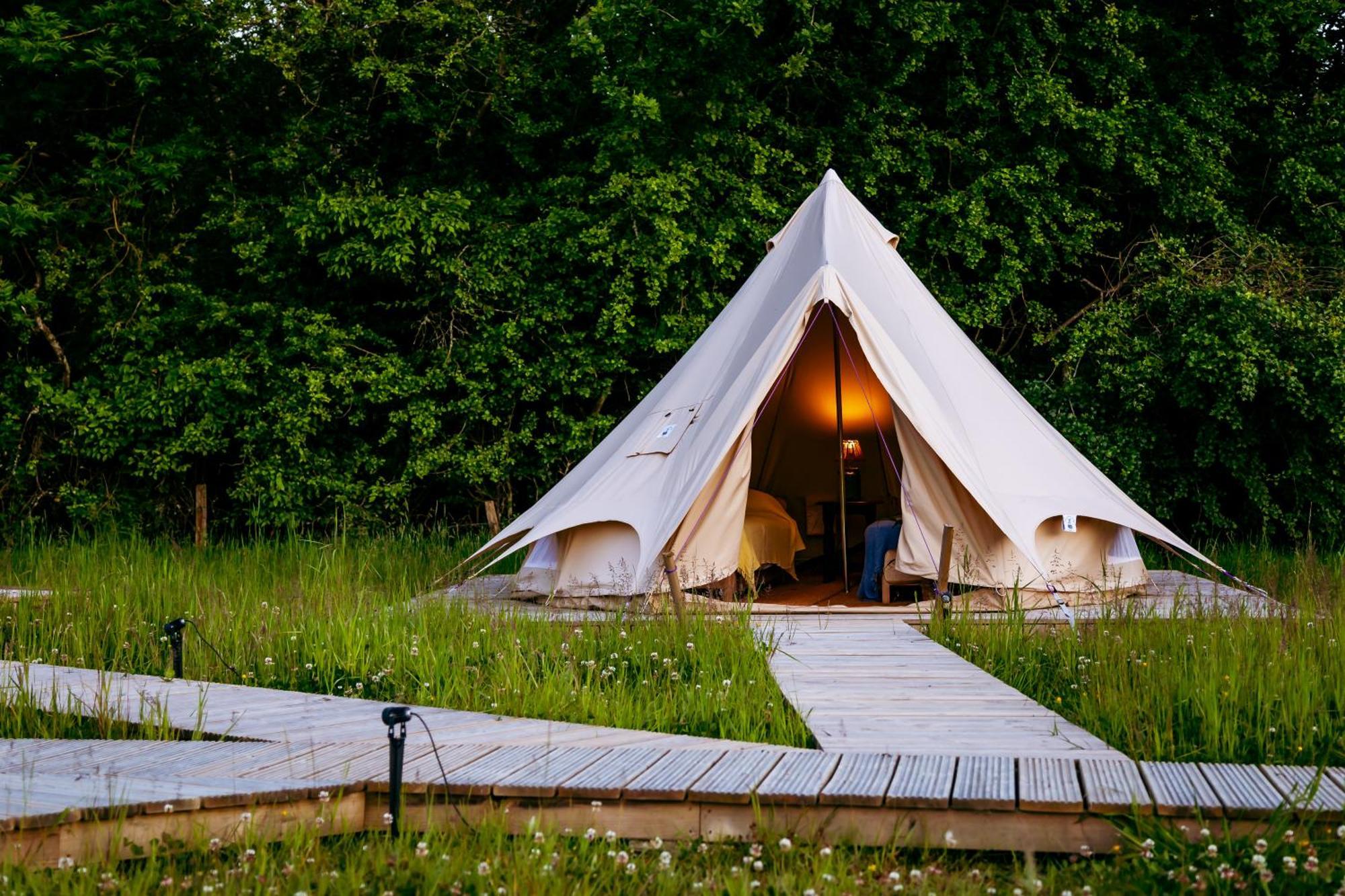 Luxury Glamping Retreat In Battle Villa Exteriör bild